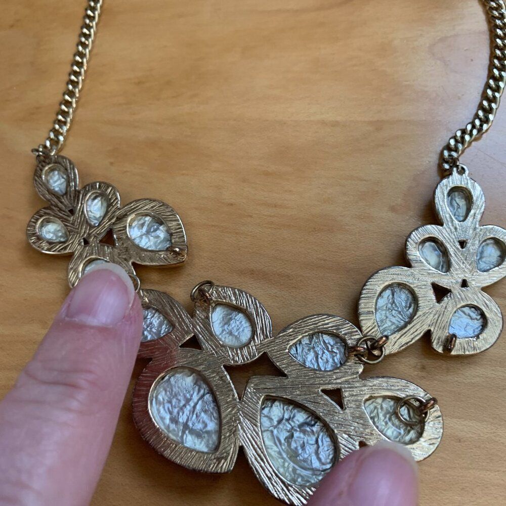 "GLAM" Gold Necklace - Picture 3 of 4